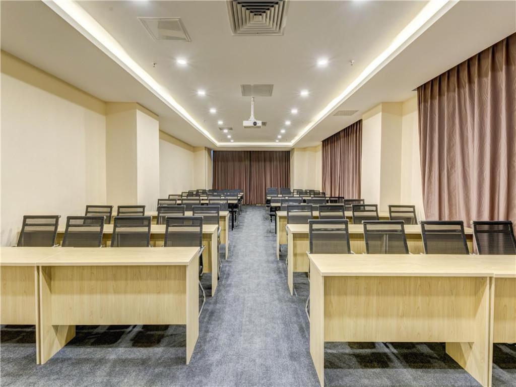Lavande Hotel Tangshan Convention And Exhibition Yuanyang City Buitenkant foto